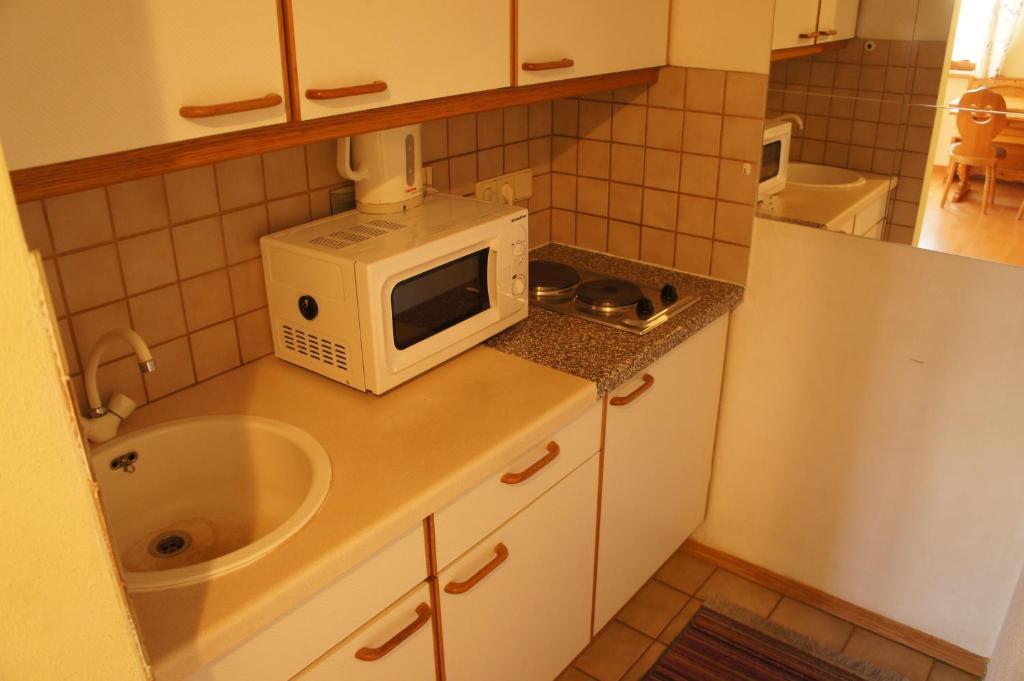 Apartment Margret Im Haus Sonnleitn ゾンネンアルペ・ナスフェルト 部屋 写真